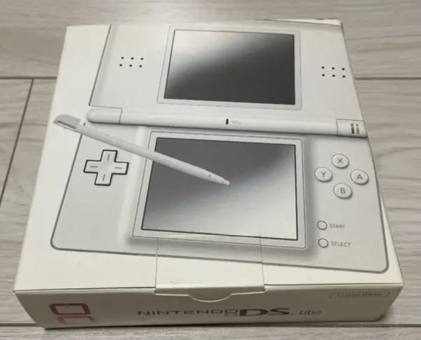 Photo1: NINTENDO DS Lite Crystal White import Japan with box (1)