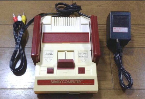 Photo1: NES Famicom console AV plug without box import Japan  (1)